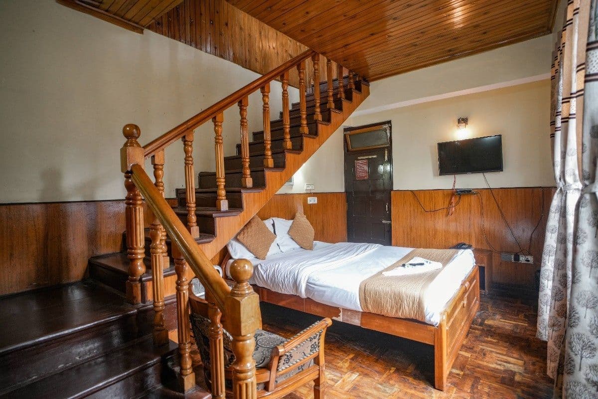 EXECUTIVE DUPLEX FAMILY SUITE - Photo 2