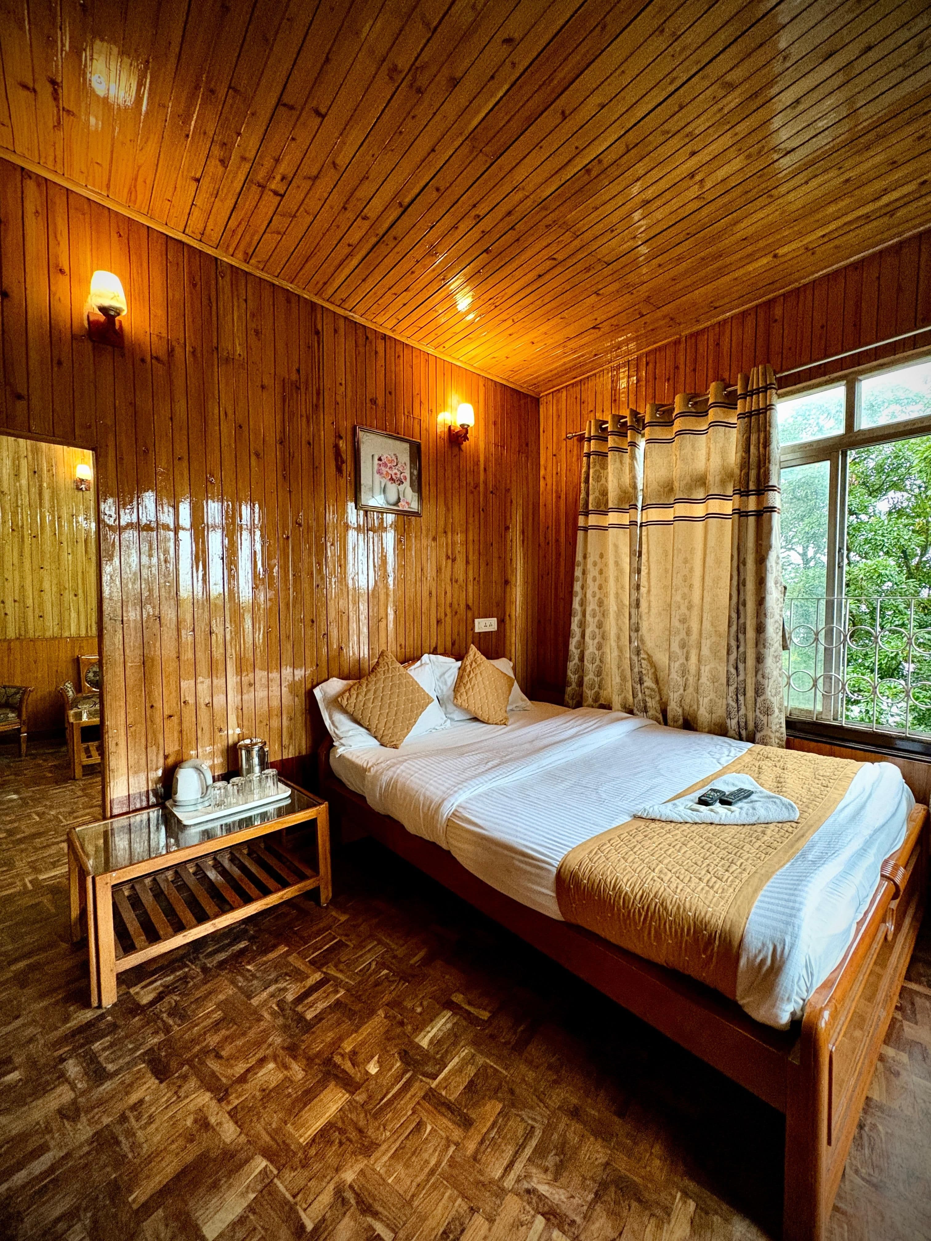 EXECUTIVE FAMILY SUITE - Photo 4